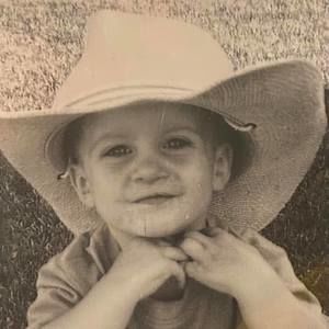 Meet your Posher, Shea